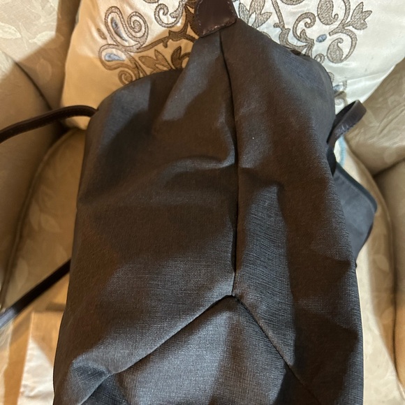 Briggs and Riley travel bag in excellent condition. Lifetime replacement. - Picture 5 of 8